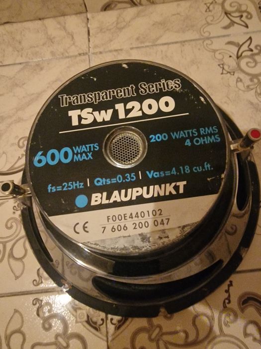 Subwoofer pentru masina