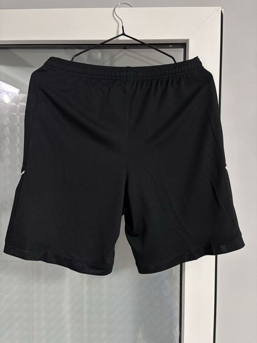 pantaloni scurti nike dri-fit negri
