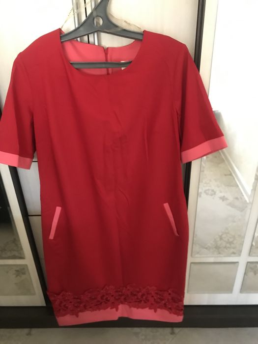 Продам женское платье