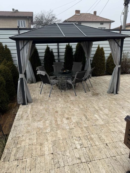 Маси и столове за лятна градина