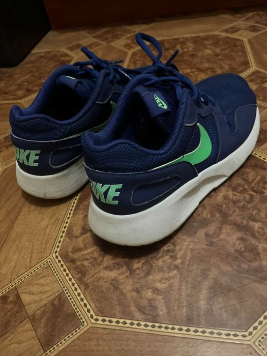 Маратонки Nike Under armor