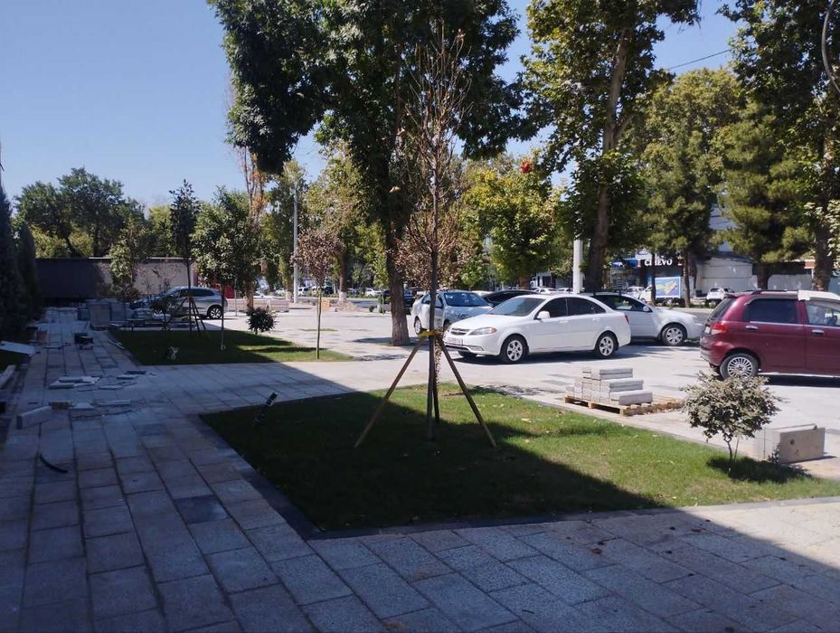 ул.Тахтапуль МКАД 1-этаж в БЦ 1150 м² чистовая парковка на 50 авто