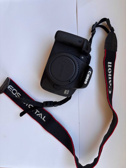 Canon EOS 700D + EF 50mm f/1.8 STM