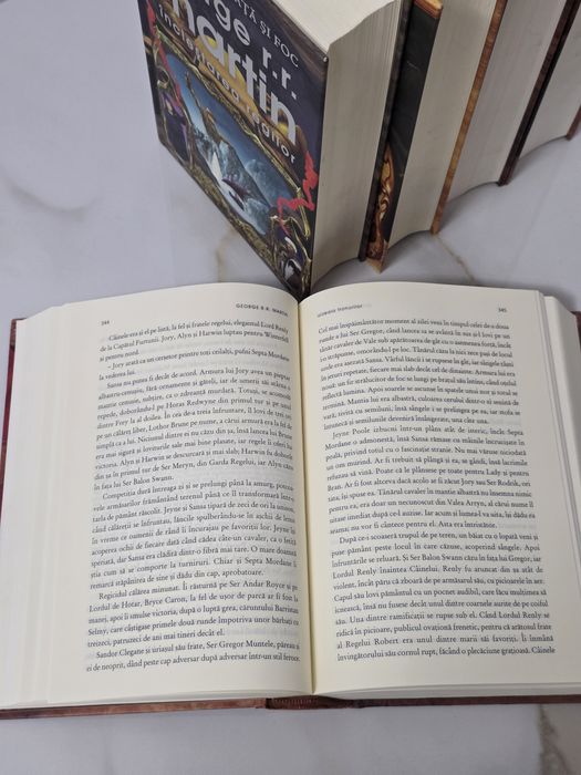 Urzeala Tronurilor (Game of Thrones) - set carti cartonate(hardcover)