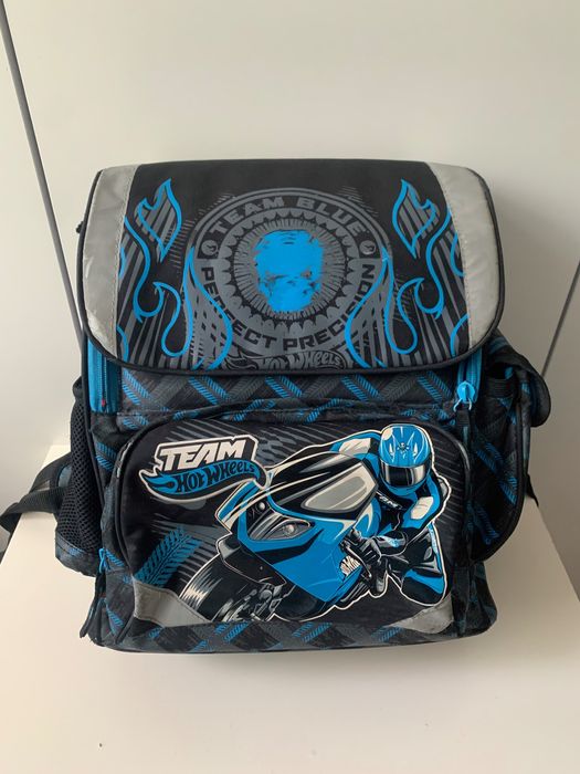 Школьный рюкзак