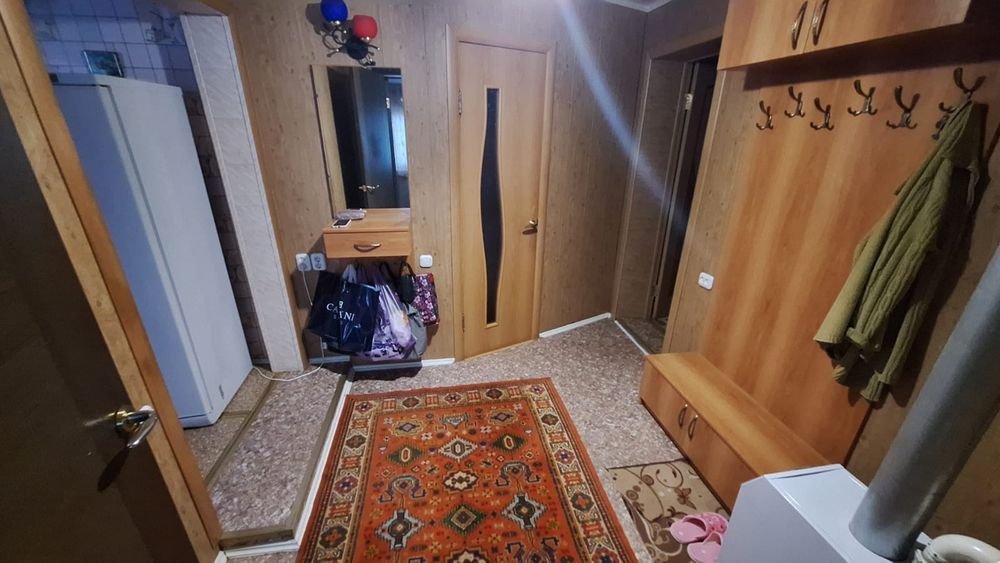 Продаётся пол дома