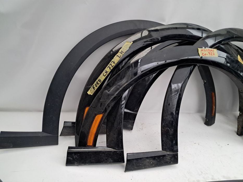 Лайсна калник Ford Mustang  2020/2025г