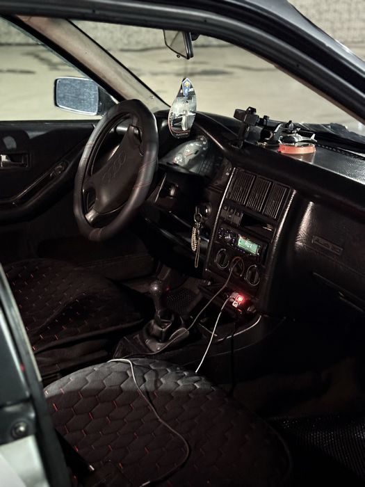 Audi 80 B3 1.8 Моно