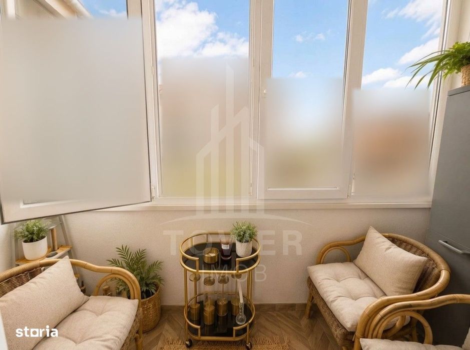 SUPER PREȚ - Apartament 3 camere cu 2 băi, 1 loc de parcare și 2 balco