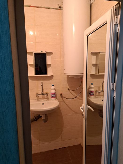 Дава се под наем Двустаен апартамент в Симитли - 65 кв.м за 229.5 € - Снимка #4