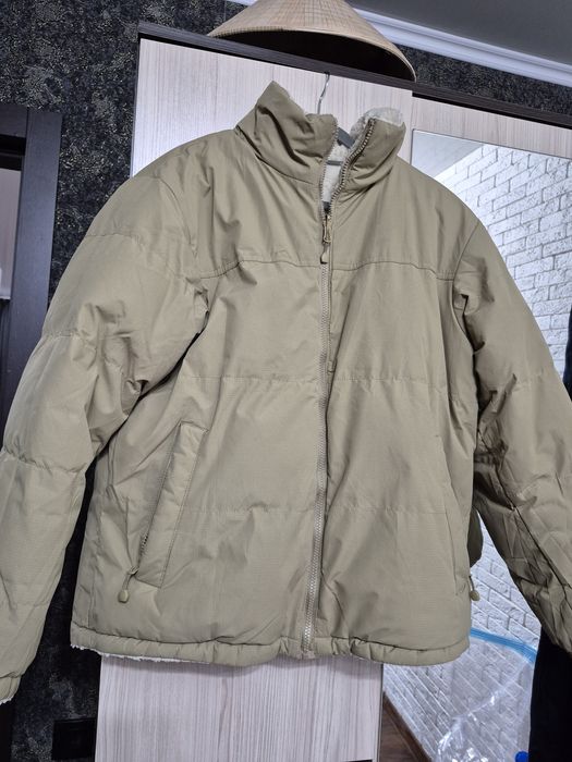 Продам куртку на мальчика подростка