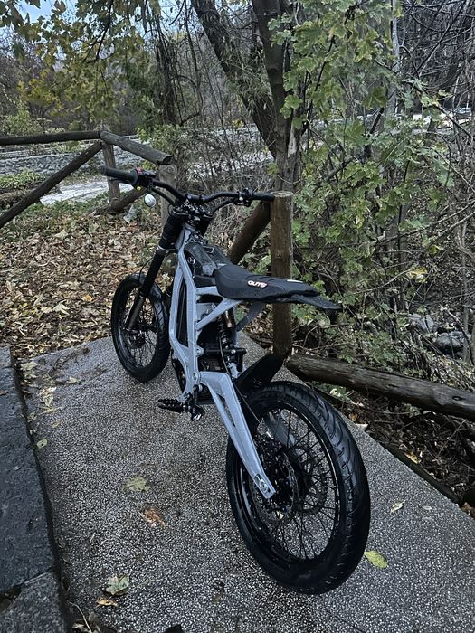 Surron light bee x 2024