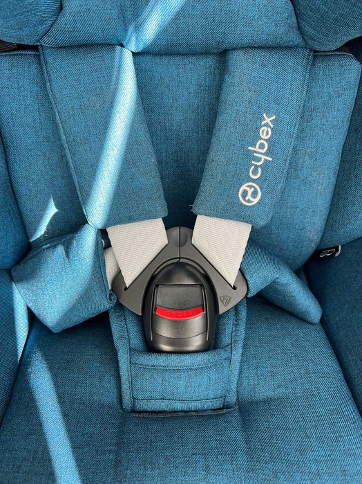 Стол за кола Cybex Sirona Z i-Size plus Mountain Blue + База Cybex Z  i-Size с Isofix