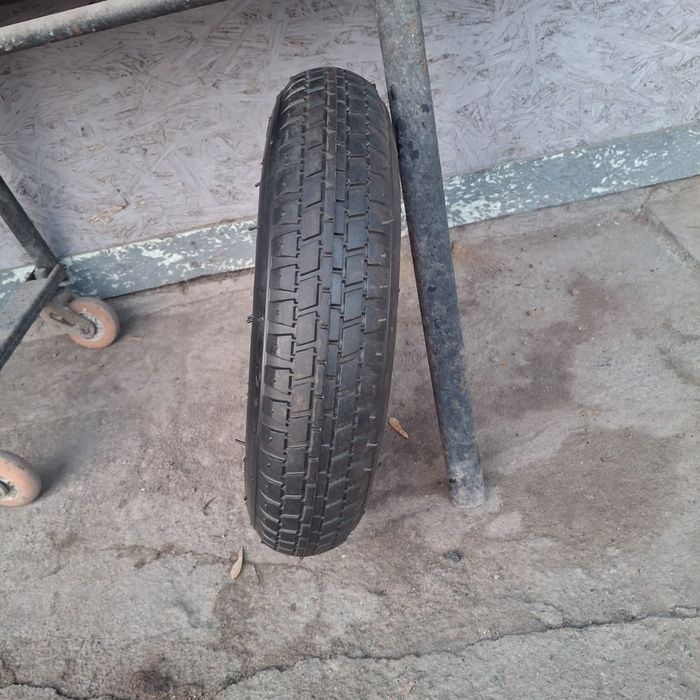 Строительная тележка и колеса