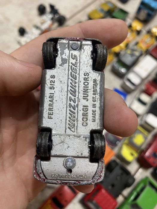 Стари/ретро метални колички