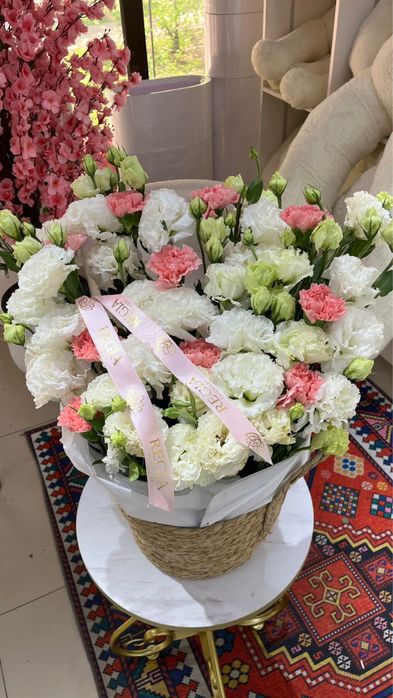 Қазір ғана сыйланған гүлдер