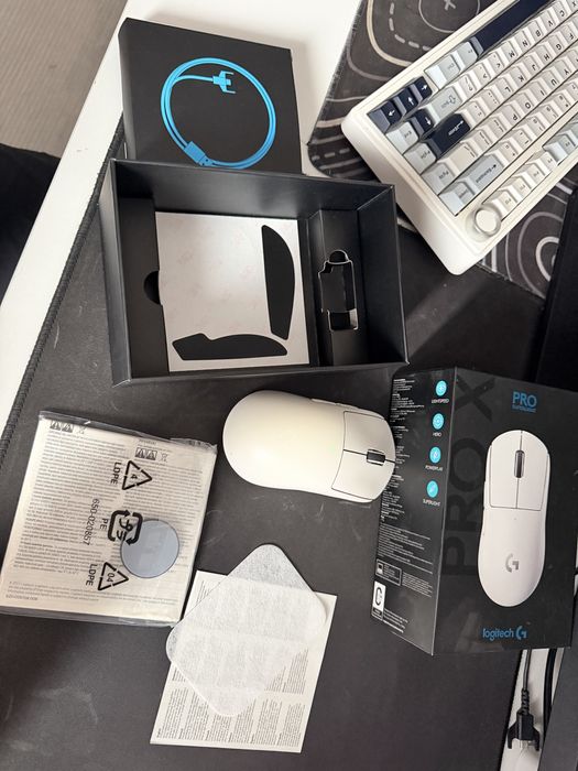 мышь Logitech G PRO X SUPERLIGHT
