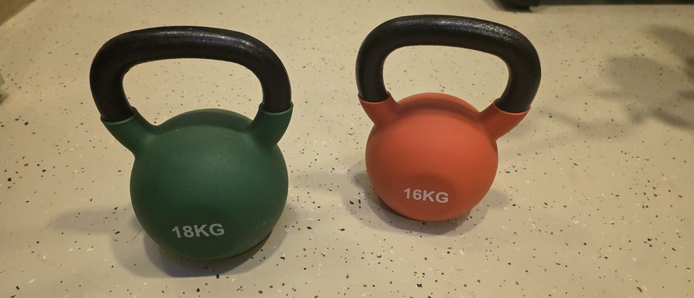 Kettlebel  16 kg si 18 kg