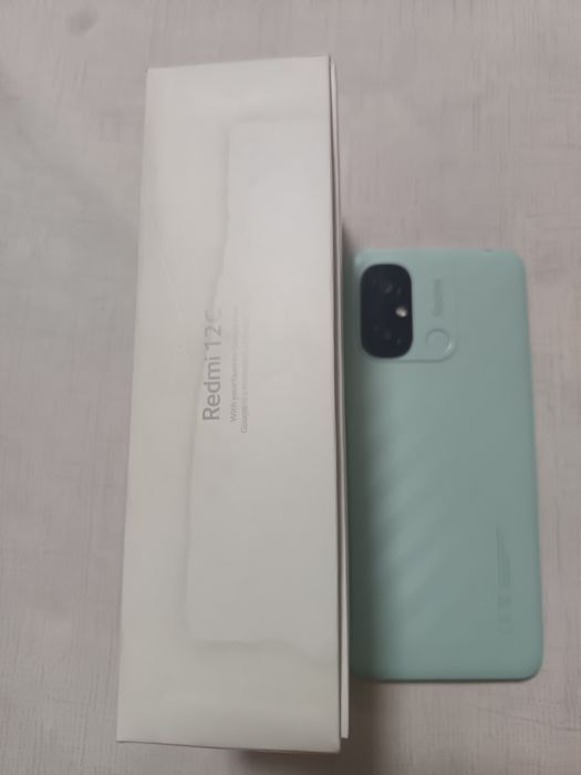Редми 12 Каттакургон шахар