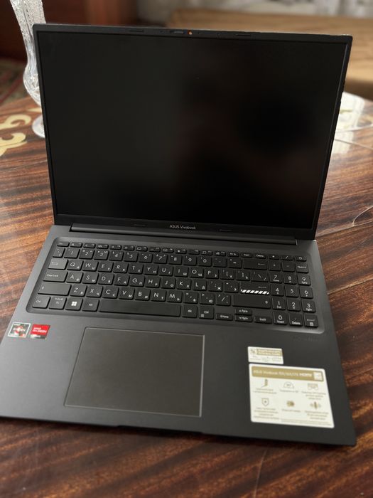 Ноутбук ASUS Vivobook