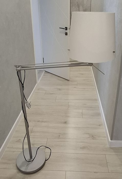 Продам напольную лампу IKEA!