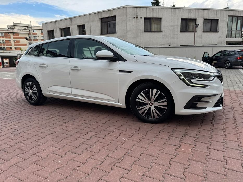 Renault Megane 1.5dci/Senzori/Faruri Full LED/Rate/Garantie3ANI /Euro6