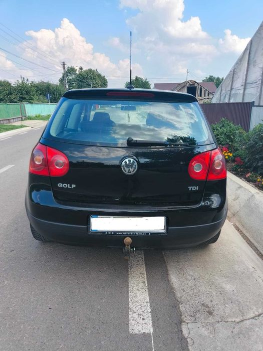 Golf 5 1.9 TDI - merge ca un tanc, consumă ca un scuter