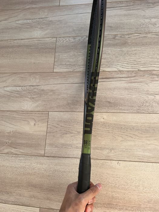 Продам ракетку Wilson Blade 305гр, 16х19, 98