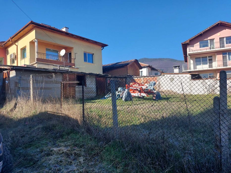 Продава се Парцел в Велинград - 303 кв.м за 82 €/кв.м - Снимка #2