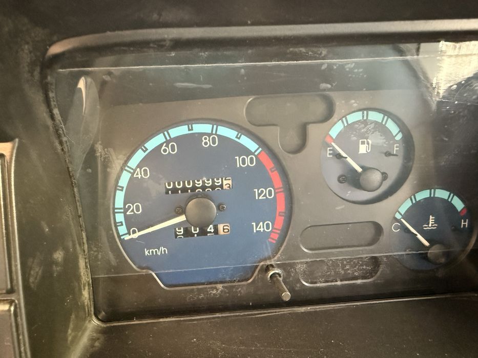 Labo termobutkali sotiladi. 900 km yurgan.