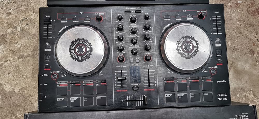 vand placa sunet m audio ultra 8r/dj traktor control s2/pionner dj Ser