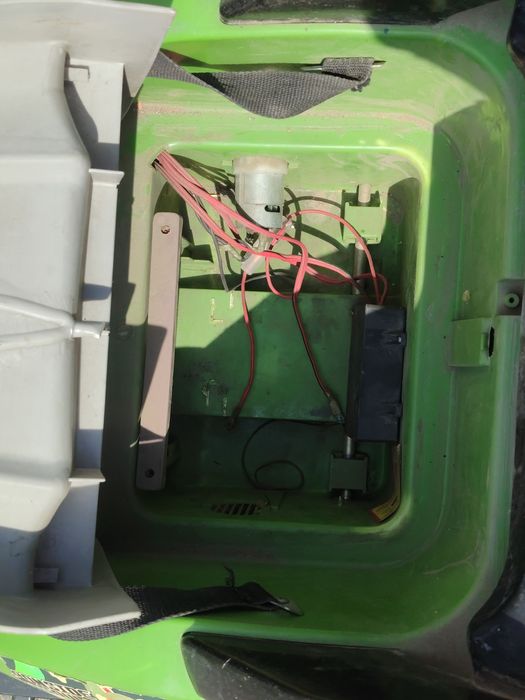 Машинка детская на пульте