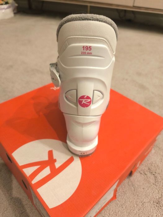 Ски ботуши на Rossignol