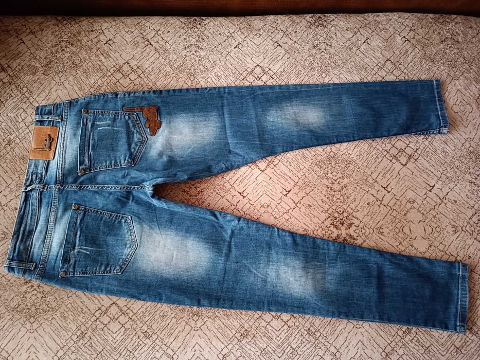 Дамски дънки два вида