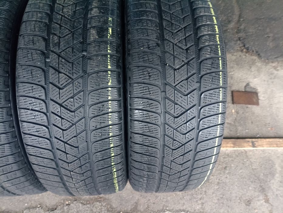 4 anvelope de iarna Pirelli 235/50 R20 dot 3422