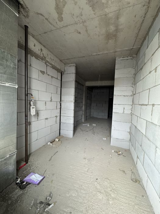 Продаётся квартира 35-кв.м Сергели р-н, метро Чоштепа, ( новостройка )