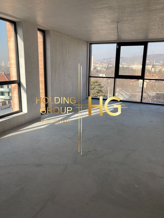 Продава се Тристаен апартамент в Варна, Бриз - 98 кв.м за 2011 €/кв.м - Снимка #3