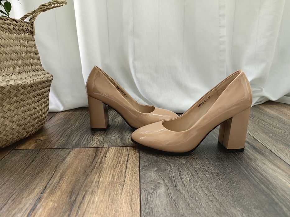 Елегантни дамски лачени обувки, Номер 37
