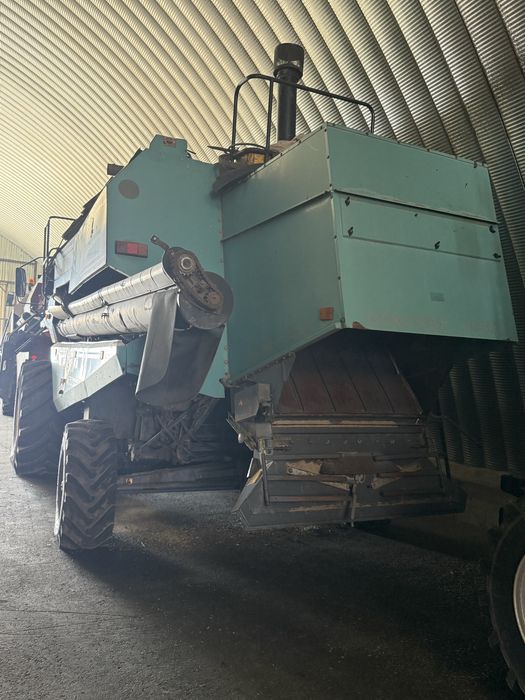 Комбайн Есиль-740