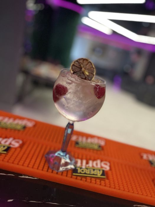 Cocktail Bar/Bar mobil/tort de shoturi/începând de la 3.000 RON