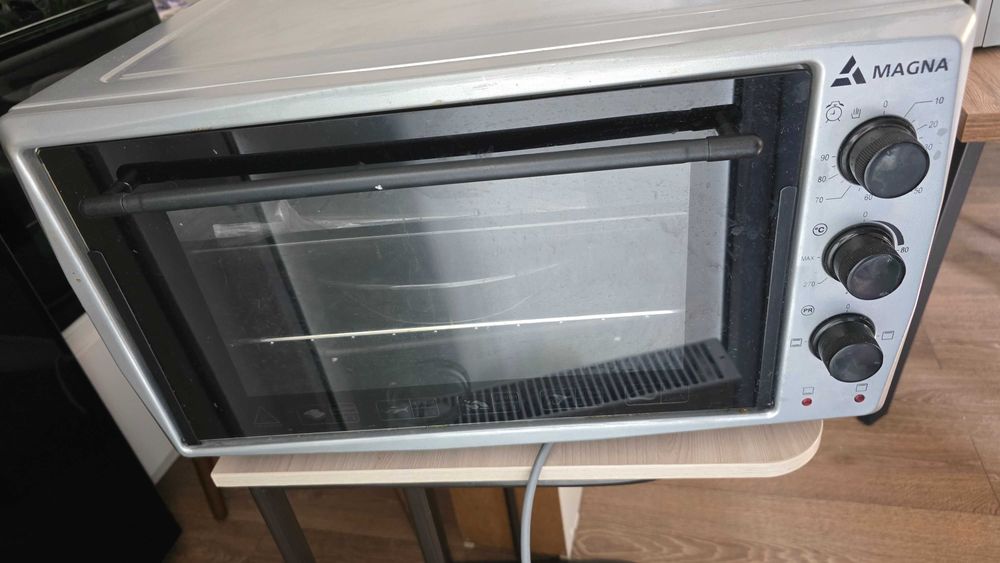 Электропечь Magna, полностью рабочая
