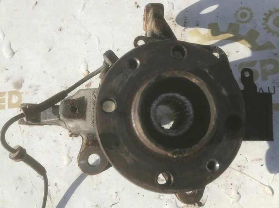 Fuzeta stanga fata Renault Clio 4 400145894R 0.9 tce