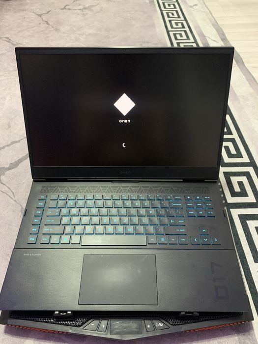 HP OMEN 17-cm2000TX