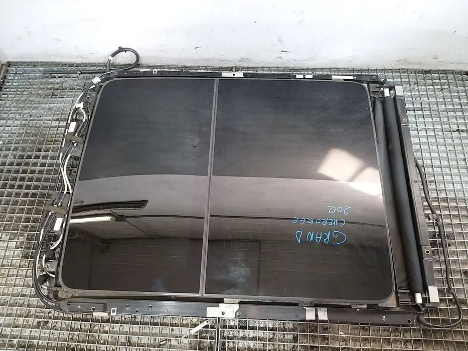 Trapa sticla panorama jeep grand cherokee 4 wk wk2