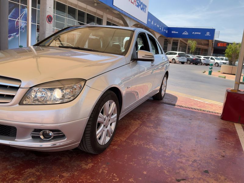 Mercedes-Benz C-Klasse C 220 CDI Avantgarde 2009
