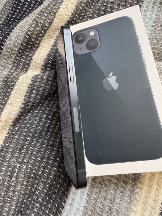Iphone 13 в хорошем состоянии