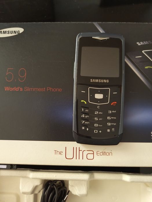SAMSUNG U100 5,9mm grosime