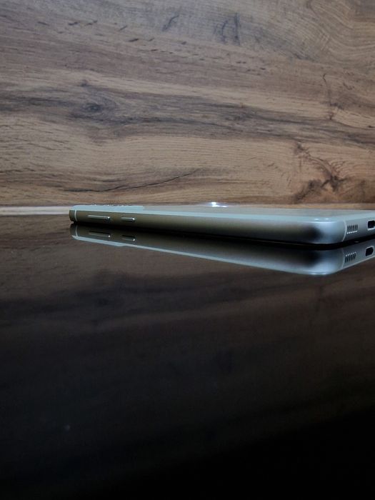 Продам samsung s21 fe