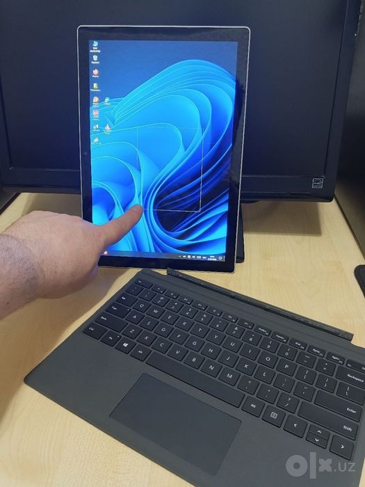 Microsoft Surface Pro 6 12,3" 2,5K Touch/CORE i5-8350U/8GB/256GB NVMe