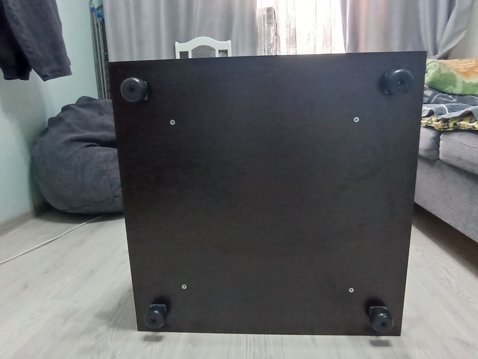 Журнальный столик